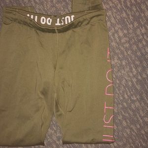 Nike leggings